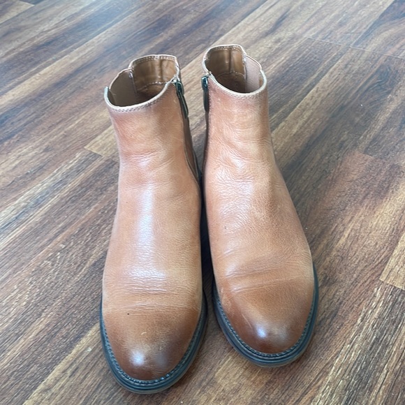 Franco Sarto brown leather ankle boots - Picture 2 of 7